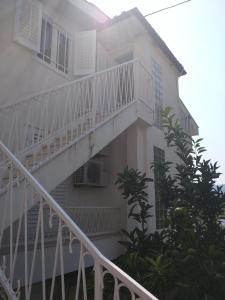 Fotografia z galérie ubytovania Apartment Bugenvila v destinácii Vrboska