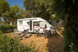 罗维尼Maistra Camping Polari Pitches的相册照片