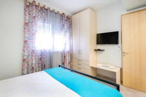 Letto o letti in una camera di Homes Eva's garden -Your Secret Retreat with a Private Pool in Kos