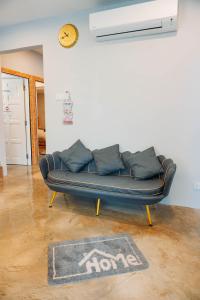 Ruang duduk di Private Jacuzzi Pool homestay with 10-14 paxx