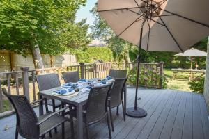 Zahrada ubytování 1 Mile from Downtown Chatham Walk to Pier