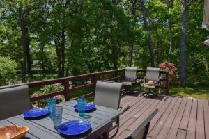 Gallery image of Exclusive Neighborhood 1 2 mi from Jackknife Beach in Chatham
