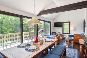 Gambar di galeri bagi Spacious Private Home 1 mi to Downtown Wellfleet di Wellfleet