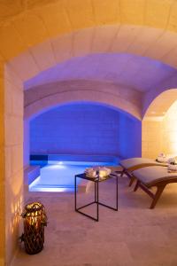 Bazén v ubytování Cenobio Hotel & SPA Matera nebo v jeho okolí + 37 fotografií