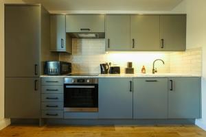 Кухня або міні-кухня у Hotwells apartments flat 4- Hopewell