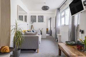 Posezení v ubytování Waters Edge Holiday Home in Hayle, West Cornwall