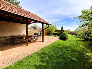 A garden outside Penzión Villa Agnes