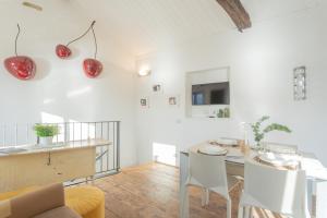 Χώρος καθιστικού στο The Green Nest by Lake Como by Rent All Como