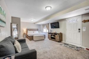 Gallery image of Mtn Studio- Waffle maker -King Bed-Kid Friendly in Cascade-Chipita Park +16 photos