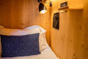 Postel nebo postele na pokoji v ubytování Villars Lodge