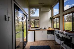 Dapur atau dapur kecil di Sithuri Tiny House