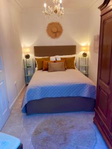 Posteľ alebo postele v izbe v ubytovaní Cozy Apartment Steyr Mitte, ruhig, Parkplatz, Terasse, 2 Schlafzimmer, WLAN