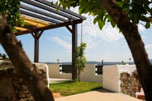 Um jardim no exterior de Quinta do Chafariz