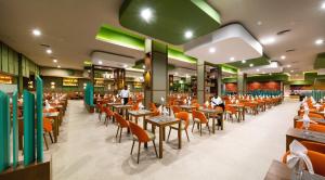 ห้องอาหารหรือที่รับประทานอาหารของ Riu Montego Bay - Adults Only - All Inclusive