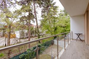 Balkón nebo terasa v ubytování LIDO Apartmanok By BLTN Balatonlelle