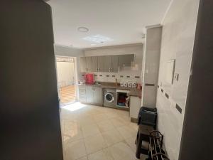 Kuchyň nebo kuchyňský kout v ubytování Annour Luxurious & Large apartment in Oujda Centre