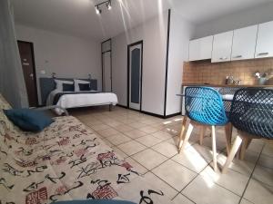 Posteľ alebo postele v izbe v ubytovaní Latre frères Location
