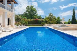 Bazén v ubytování La Villa Dubrovnik nebo v jeho okolí