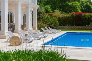 Bazén v ubytování La Villa Dubrovnik nebo v jeho okolí