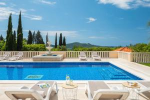 Bazén v ubytování La Villa Dubrovnik nebo v jeho okolí