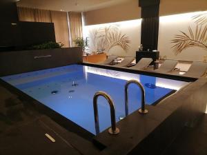 Piscina a Paso a Paso o a prop