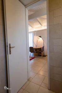Galeriebild der Unterkunft 'Alexander' Seaside House With View In Nea Makri in Nea Makri
