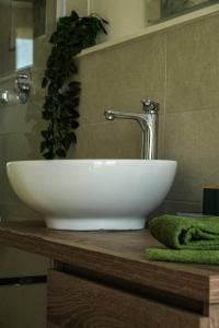 Bagno di The Palm Leaf