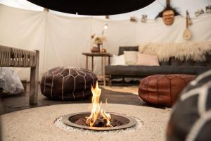 Gallery image of Slapen tussen de schapen in de Tante Tipi in Zennewijnen