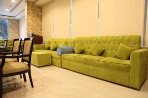Posezení v ubytování Dream Palace Hotel