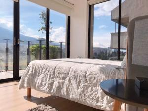 Gallery image of Qorner!!! Apto de Lujo con Vista a la Carolina!!! in Quito