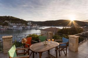 Gallery image of Plaka's House in Meganisi