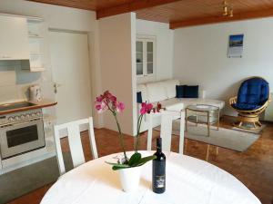 O bucătărie sau chicinetă la Apartments Ana Kranjska Gora