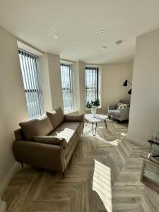 Seating area sa 2 Bedroom City Centre Penthouse
