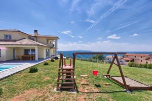 Loodusmaastik puhkemaja lähedal