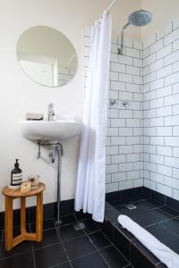 Gambar di galeri bagi Designer Pad with a View di Sydney