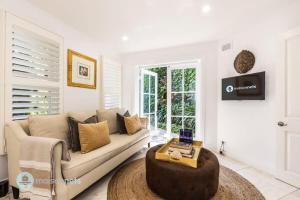 Gallery image of Annandale Sydney 2 Storey Cottage + Courtyard in Sydney