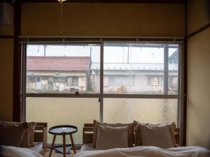 Istumisnurk majutusasutuses -大垣 椛-古民家の宿大垣城まで車で10分