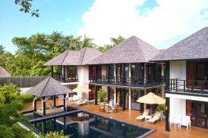Bazén v ubytování Sun Siyam Iru Fushi with Free Transfer nebo v jeho okolí