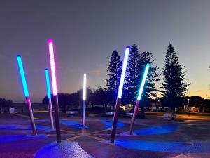 Fotografie z fotogalerie ubytování Bright Stylish Kings Beach Apartment v destinaci Caloundra