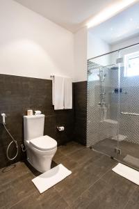 Ένα μπάνιο στο W15 Glenfall Nuwara Eliya