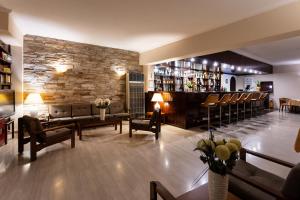 Lounge alebo bar v ubytovaní Hotel Bretagne