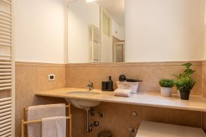 Fotografie z fotogalerie ubytování Al Castagneto Foresteria Lombarda v destinaci Montevecchia + 37 fotografií