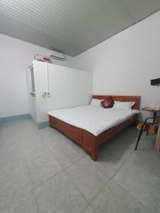 Postel nebo postele na pokoji v ubytování Sen Đá House + 22 fotografií