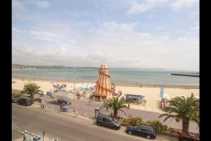 Γενική θέα στη θάλασσα ή θέα στη θάλασσα από  αυτό το διαμέρισμα