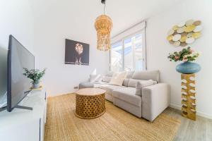 Fotografie z fotogalerie ubytování CONTEMPORARY PENTHOUSE SUNSET + SEA VIEW RESORT PARKING v destinaci Estepona