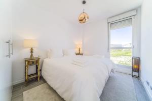 Fotografie z fotogalerie ubytování CONTEMPORARY PENTHOUSE SUNSET + SEA VIEW RESORT PARKING v destinaci Estepona