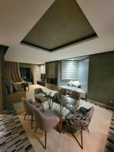 Oleskelutila majoituspaikassa Luxurious appartement in Marrakech with Pool&Golf PRESTIGIA AMBRE