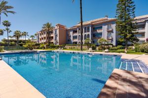 Πισίνα στο ή κοντά στο 32 Luxury apartment in Casares, Andalucia sea view +23 φωτογραφίες