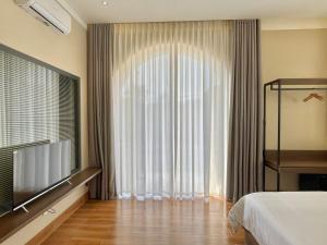 Gallery image of MELA HOTEL in Mỹ Thạch +15 photos