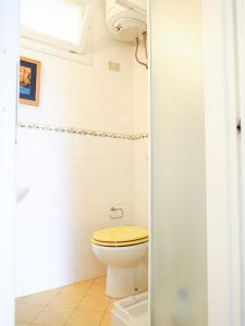 Imagen de la galería de Comfy Flat W/ Pool, Tennis Court & Private Beach!, en Porto Conte